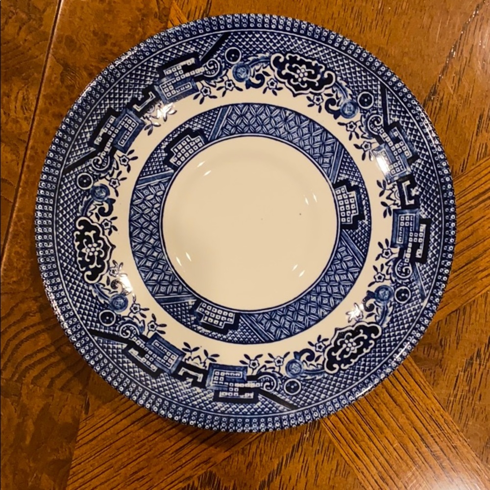 Blue Willow saucer vintage